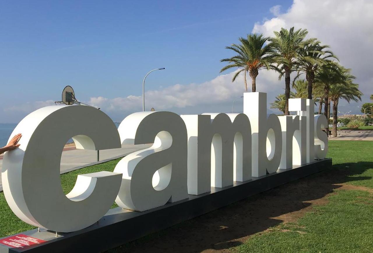 Golden Cambrils Apartment Exterior photo